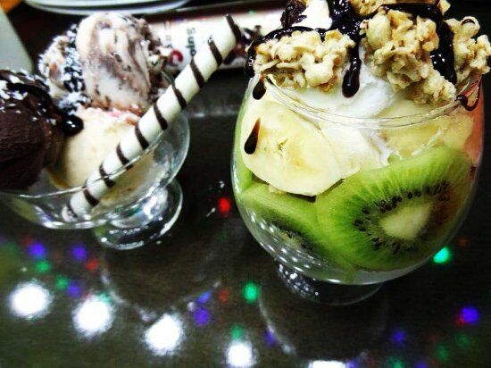 The Wall Street Cafe & Lounge